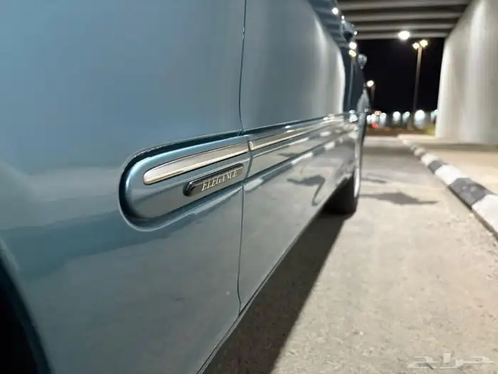 مرسيدس C200 شد بلد مخزن 10