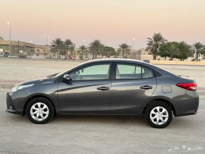 تويوتا يارس 2021 سعودي للبيع 4