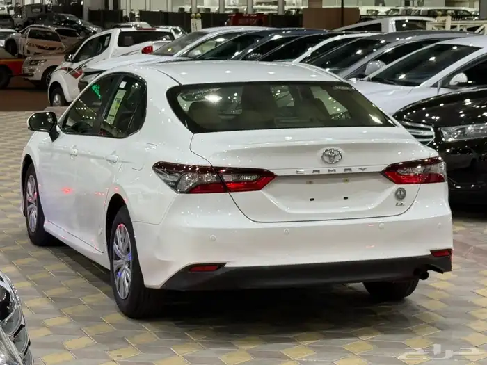 تويوتا كامري 2022 ممشى قليل 3