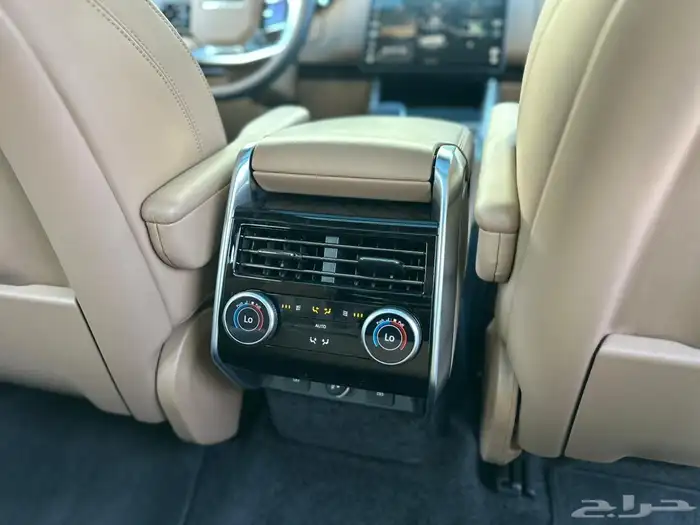 رنج روفر HSE 2024 ناغي على الضمان والصيانة شبه جديد 25