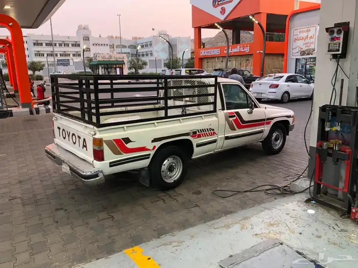 هايلكس للبيع 2