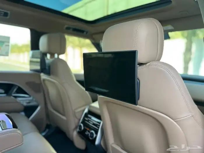 رنج روفر HSE 2024 ناغي على الضمان والصيانة شبه جديد 22