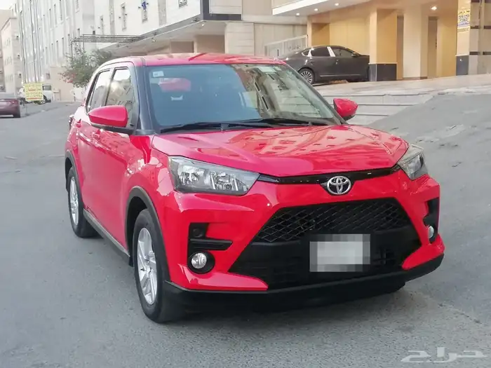 للبيع تويوتا رايز الموديل 2023 بحالة ممتازة جدا 5