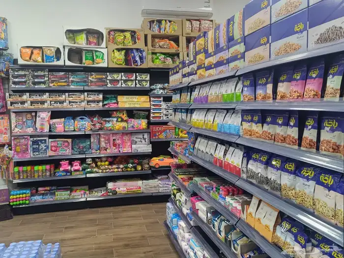 سوبر ماركت للتقبيل بحايل بشارع العريفي 9