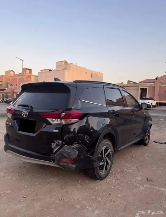 تويوتا راش موديل 2023 مصدوم 8