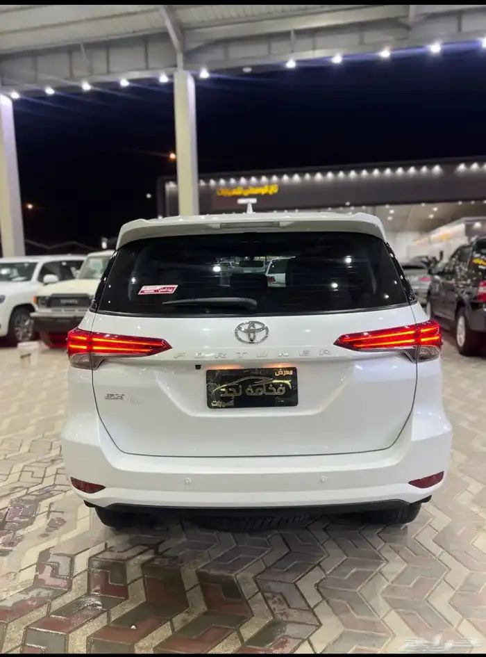 تويوتا فورشنر 2024 ديزل مكينه 2.4 سعودي ماشي 55 الف 4