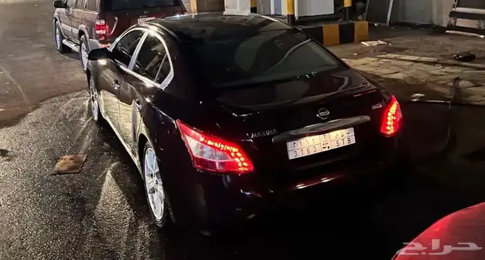 للبيع مكسيما 2011 2