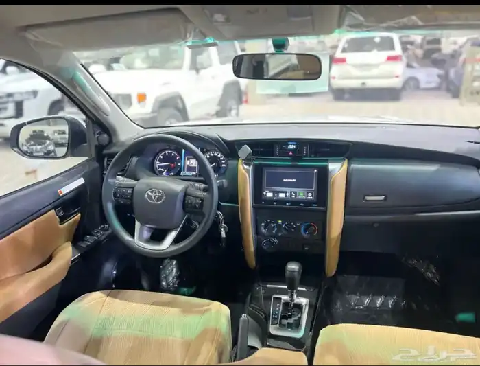 تويوتا فورشنر 2024 ديزل مكينه 2.4 سعودي ماشي 55 الف 10