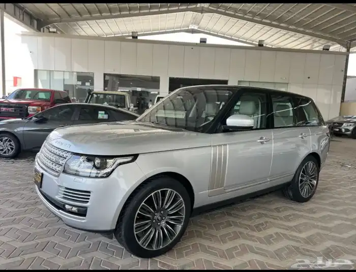 رنج روفر 2017 سعودي HSE ماشي 233 الف 1