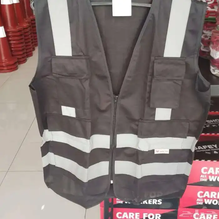 تفصيل الزي الموحد وتطريز الشعارات بجودة عالية 69