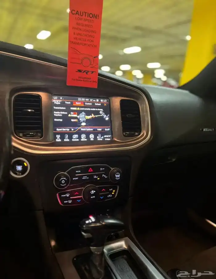 للبيع دوج تشارجر SRT وكالة 6