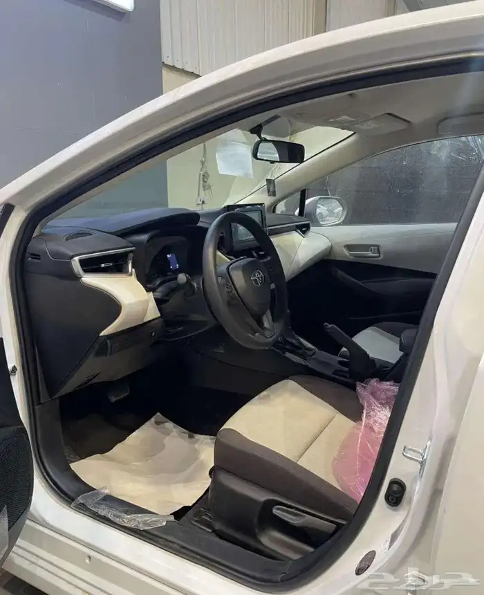 تويوتا كورولا 2025 ستاندر ماكينة 2.0 (عازل حراري مجاني) 5