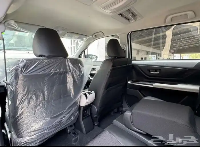 تويوتا فيلوز (فل كامل)2025 بالكاش والتمويل عازل حراري مجاني 7