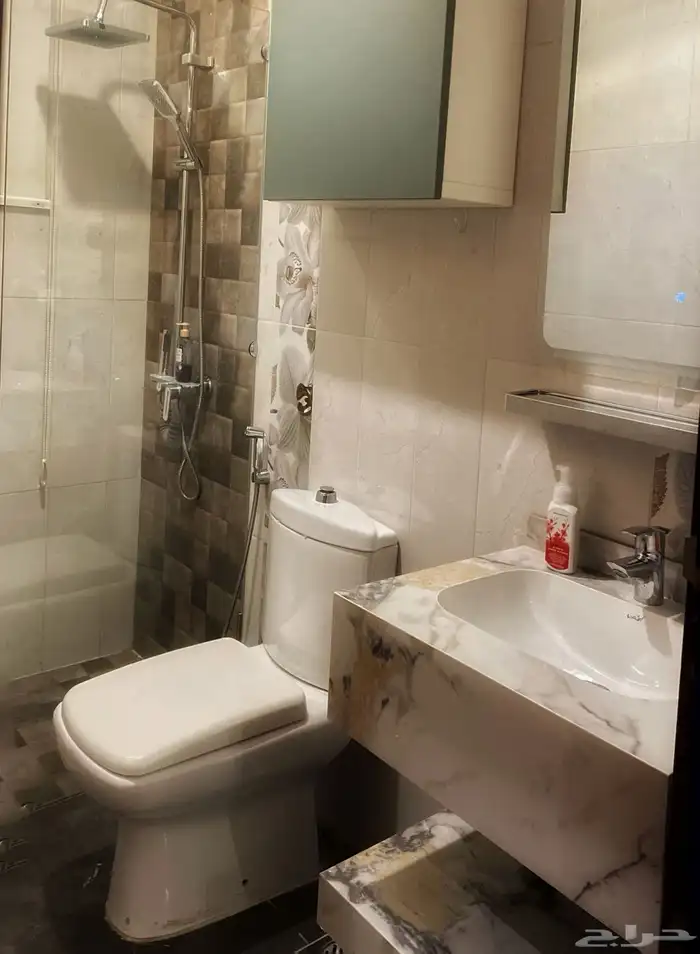 شقة فاخرة مفروشة بحي الروضة 7