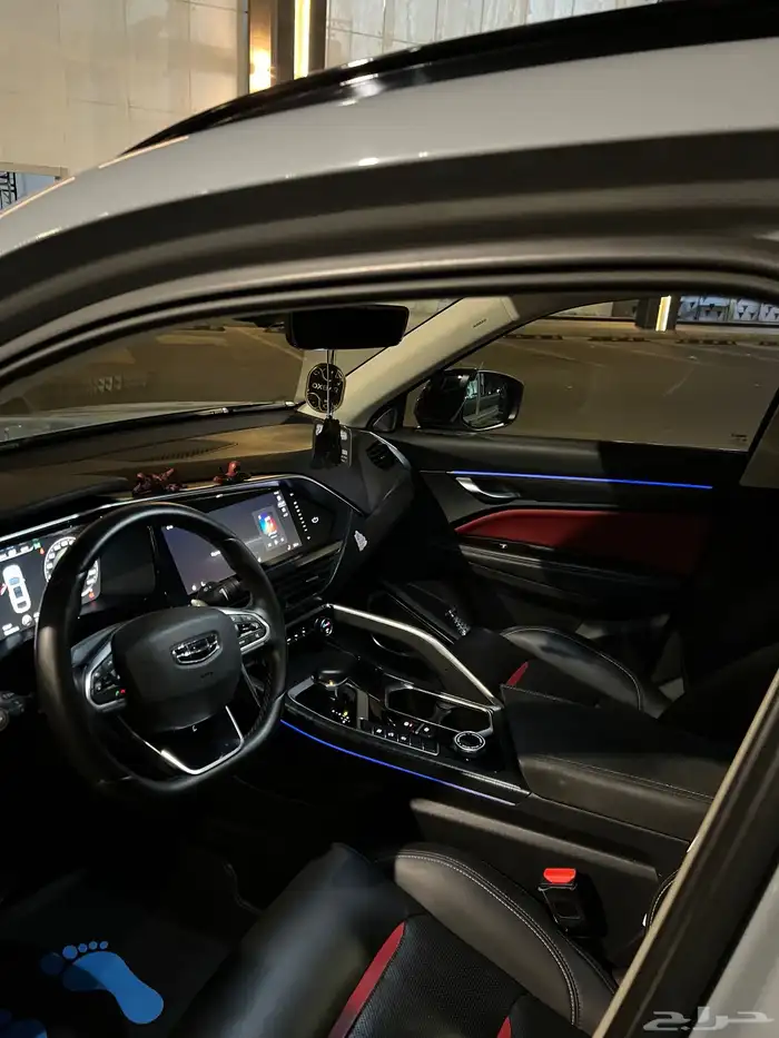 جيلي توجيلا 8