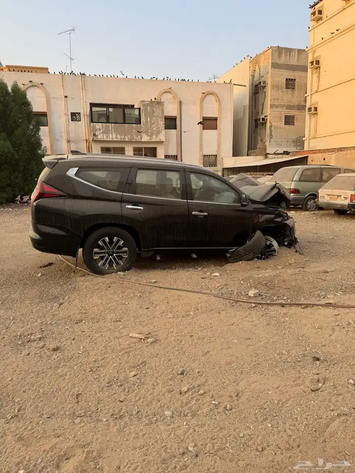 متسوبيشي مونتيرو مصدوم 2021 0