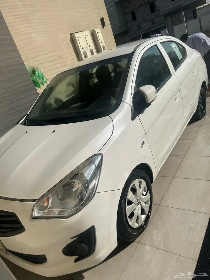 سيارة ميتسوبيشي اتراج 0