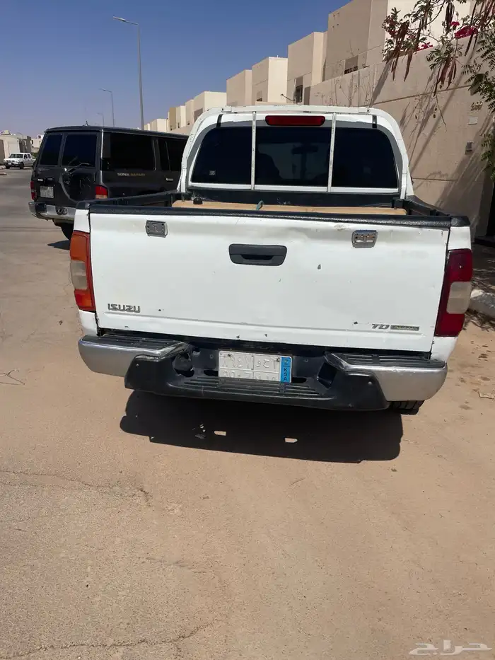 ايسوزو 2006 ديزل للبيع 0