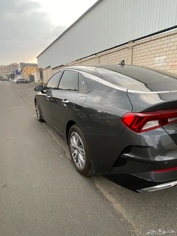 كيا K5 مخزن 2023 فل كامل هايبرد وكاله 6