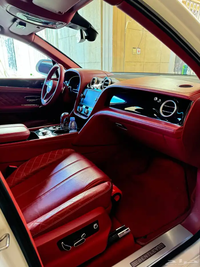 للبيع جيب بنتلي بنتايجا 2018 W12 6