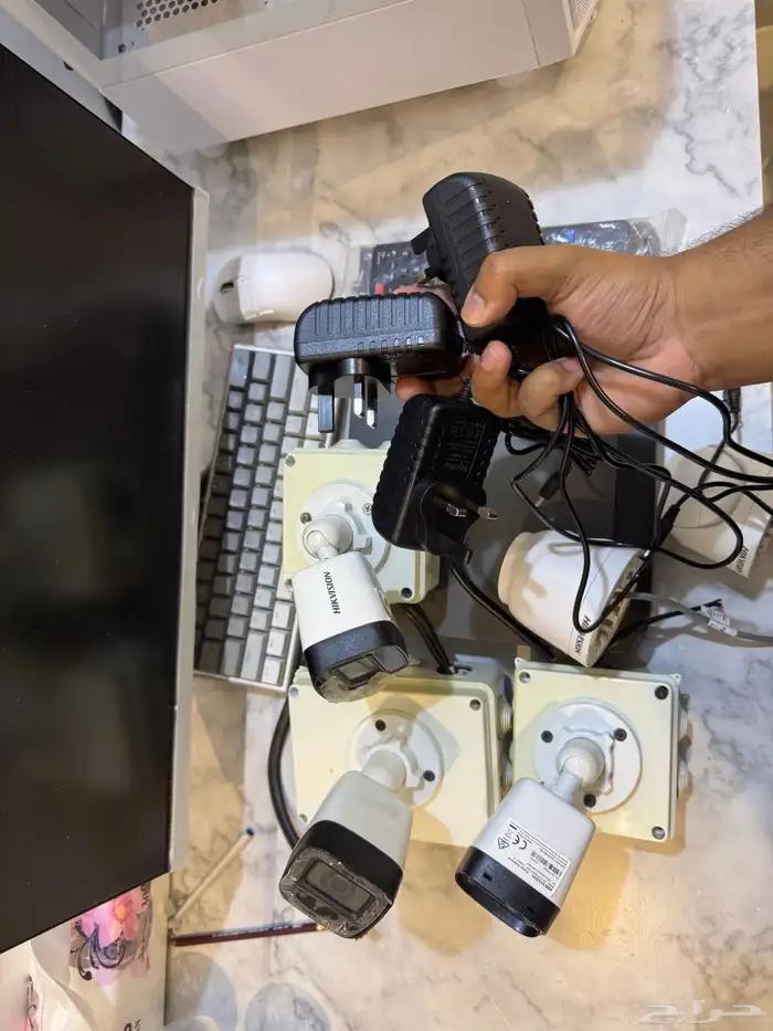 كاميرات مراقبة 19