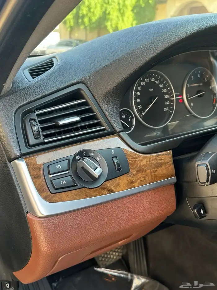 بي ام دبليو الفئة الخامسة 23