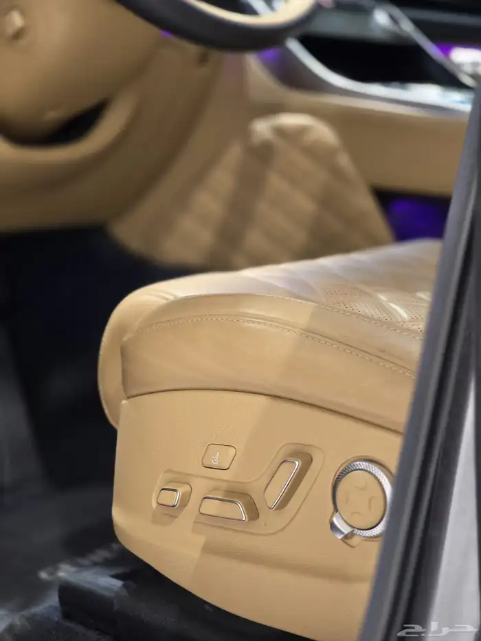 جينسس GV80 موديل 2021 بحالة الوكالة 23