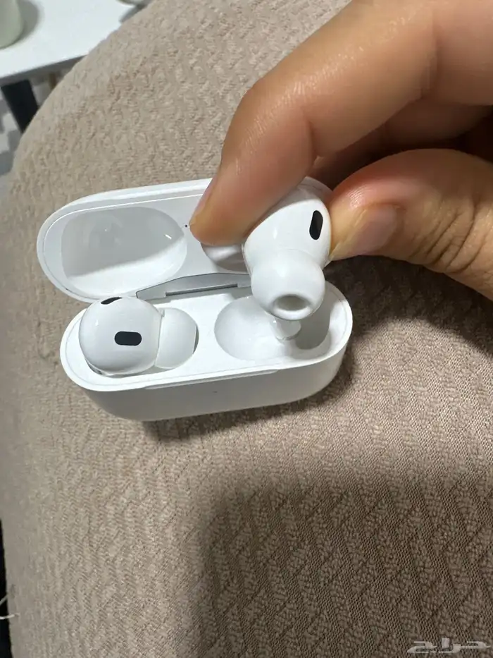 سماعة ايربودز برو 2 AirPods Pro 4