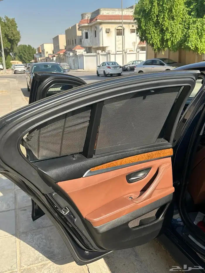 بي ام دبليو الفئة الخامسة 25