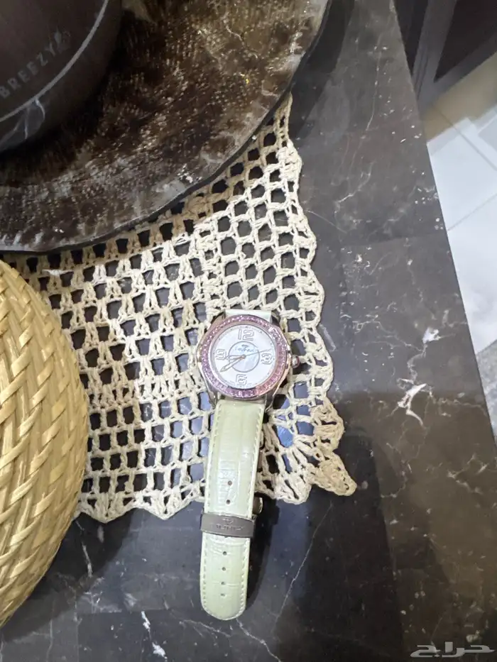 ساعات من الحميضي ماركه سويسرية 1