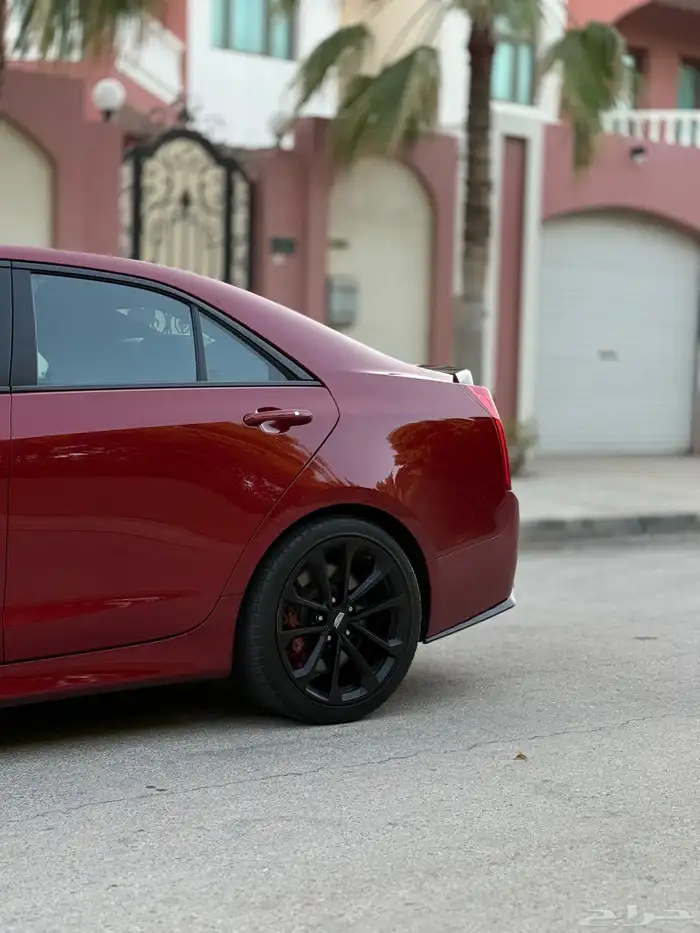 كاديلاك ATS-V قمة النظافة بحالة الجديد 14