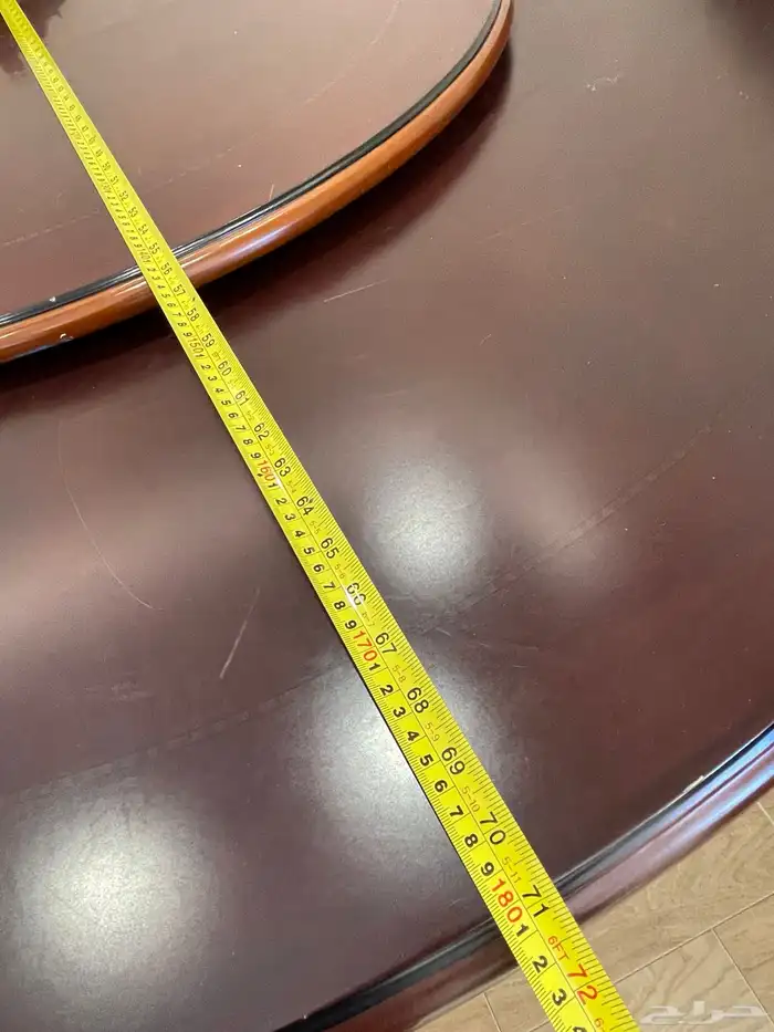 طاولة كلاسيكية للبيع 2