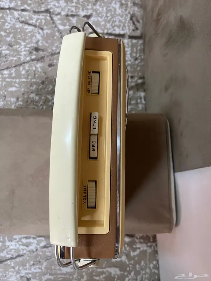 راديو (( تم البيع )) 9