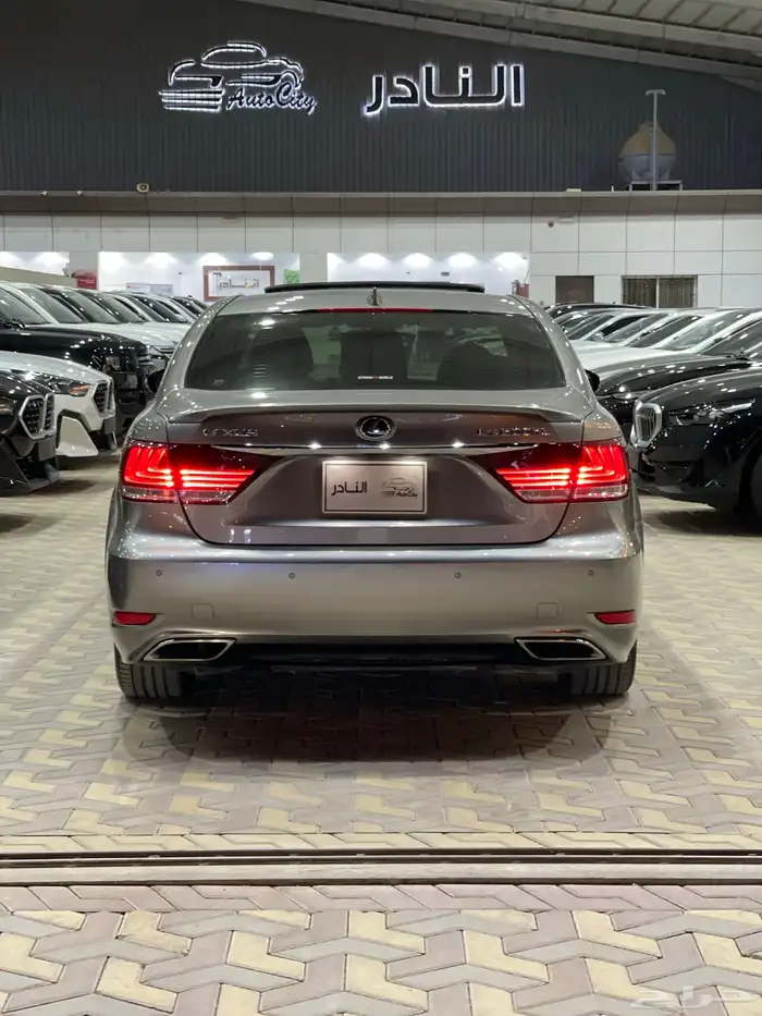 لكزس Ls600h L سعودي 2015 عداد قليل 5