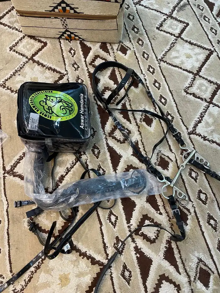 عده حصان للبيع نضيف ماستخدمت شريتها 220 حد 200 0