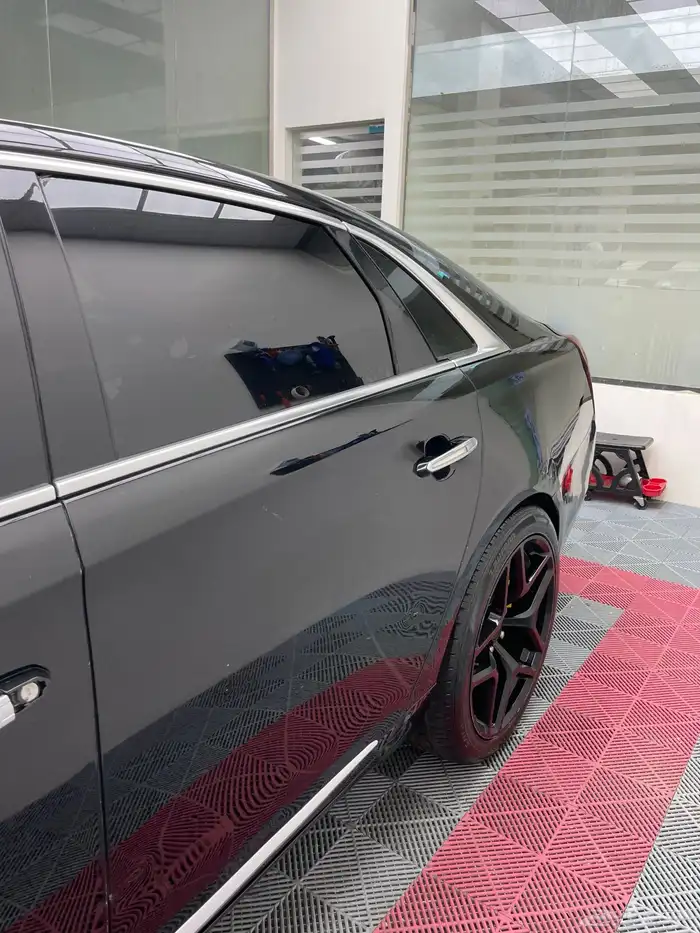 كاديلاك XTS بلاتنيوم 7