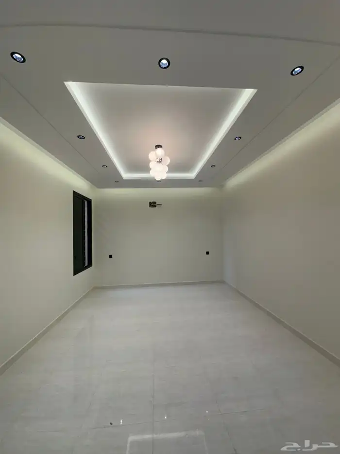 للبيع شقق ارضيه ممتازه فى احد رفيده 9