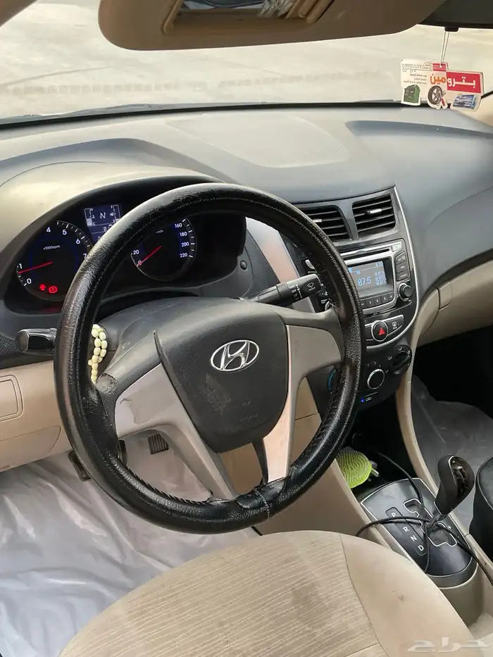 اكسنت 2015 مستعمل للبيع 9