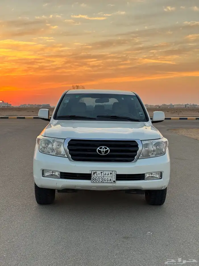 لاندكروزر جي اكس 2009 نظيف فل كامل 5