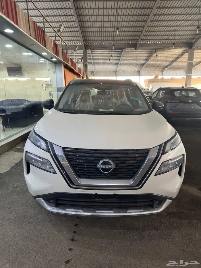 نيسان اكستريل SL فل كامل جلد جملي 2025 جميع الالوان 4