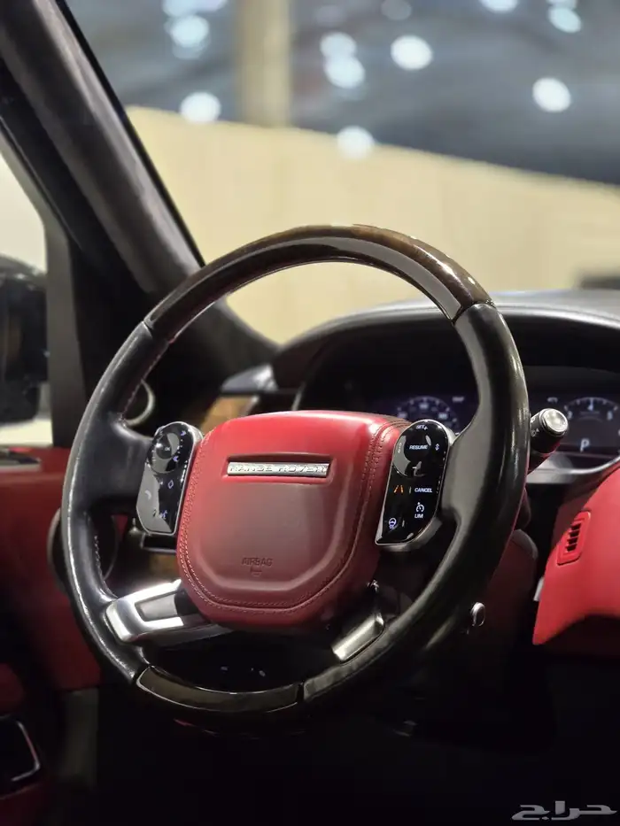 رنج روفر موديل 2019 بحالة ممتازة 10