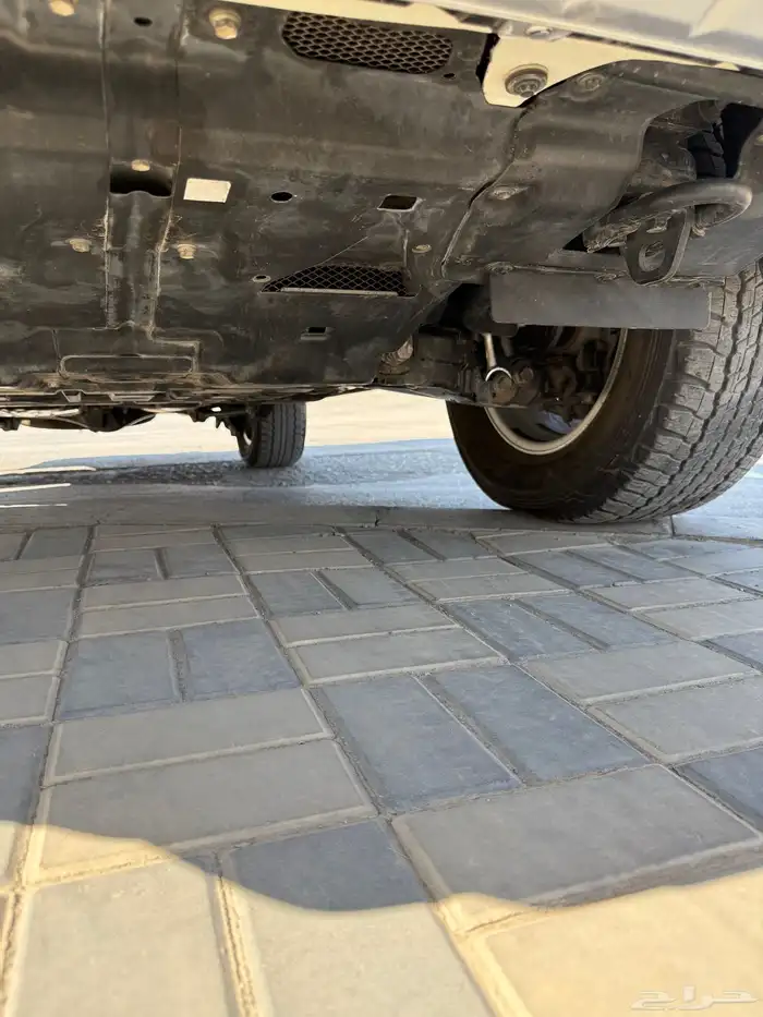 لاندكروزر GXR3 V8 ستيني ( نظيف ) 16