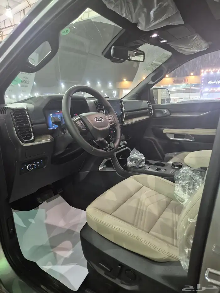 فورد ايفرست ليميتد و XLS بنزين . جديد . 2025 3