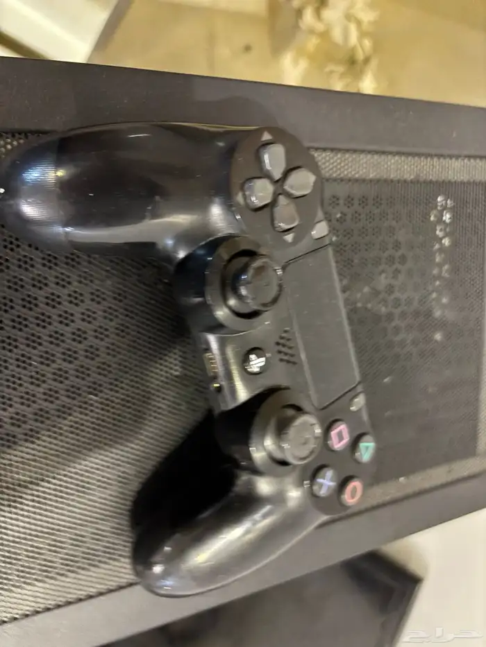 بيسي مع كامل اغراضه 1