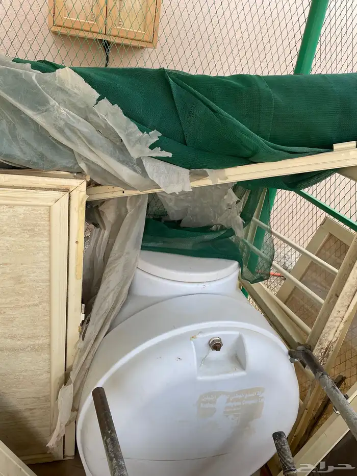 خزان ماء حجم 500الوطني للبيع ماء حلو نظيف 1