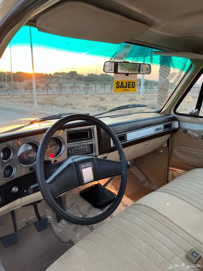 للبيع جمس موديل 86 قير عادي 48