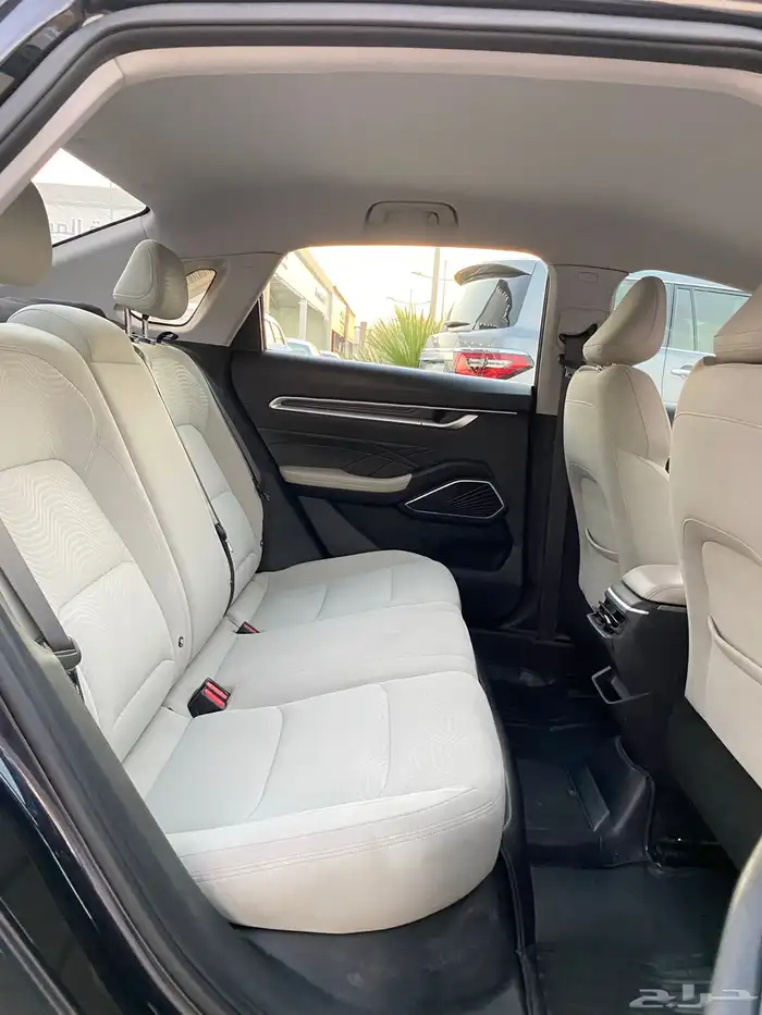 جيلي امجراند 22