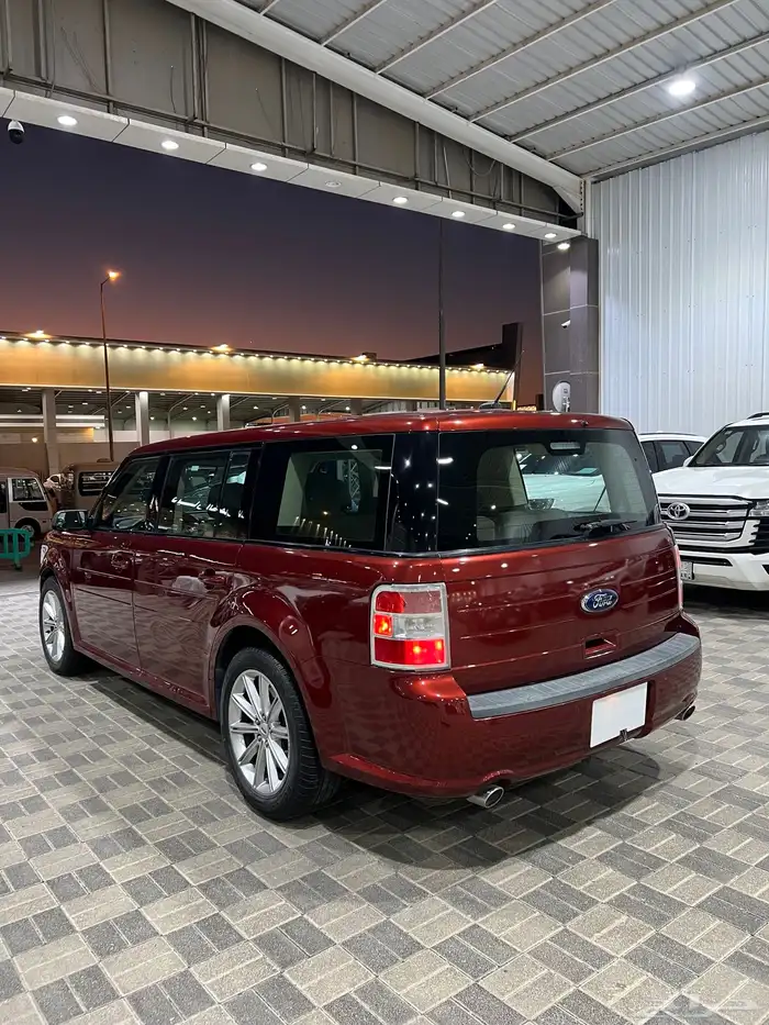 للبيع فورد فلكس موديل 2014 3