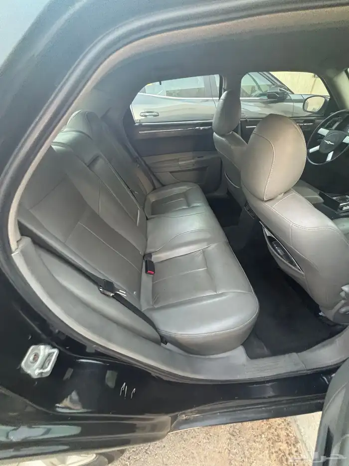 كرايسلر 300 سي 6 سليندر 2008 للبيع 2