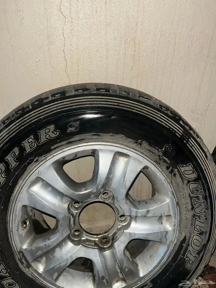 4 جنوط جيب جكسار 2003 وكالة 3 فيها اكواب ووحده لا 0